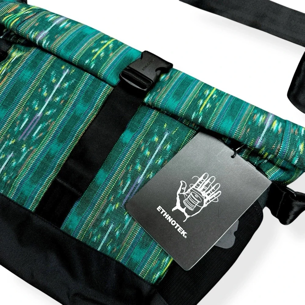 NEW ETHNOTEK Cyclo Foldover Laptop Sling Messenger Bag‎ Work Guatemala 4 Padded